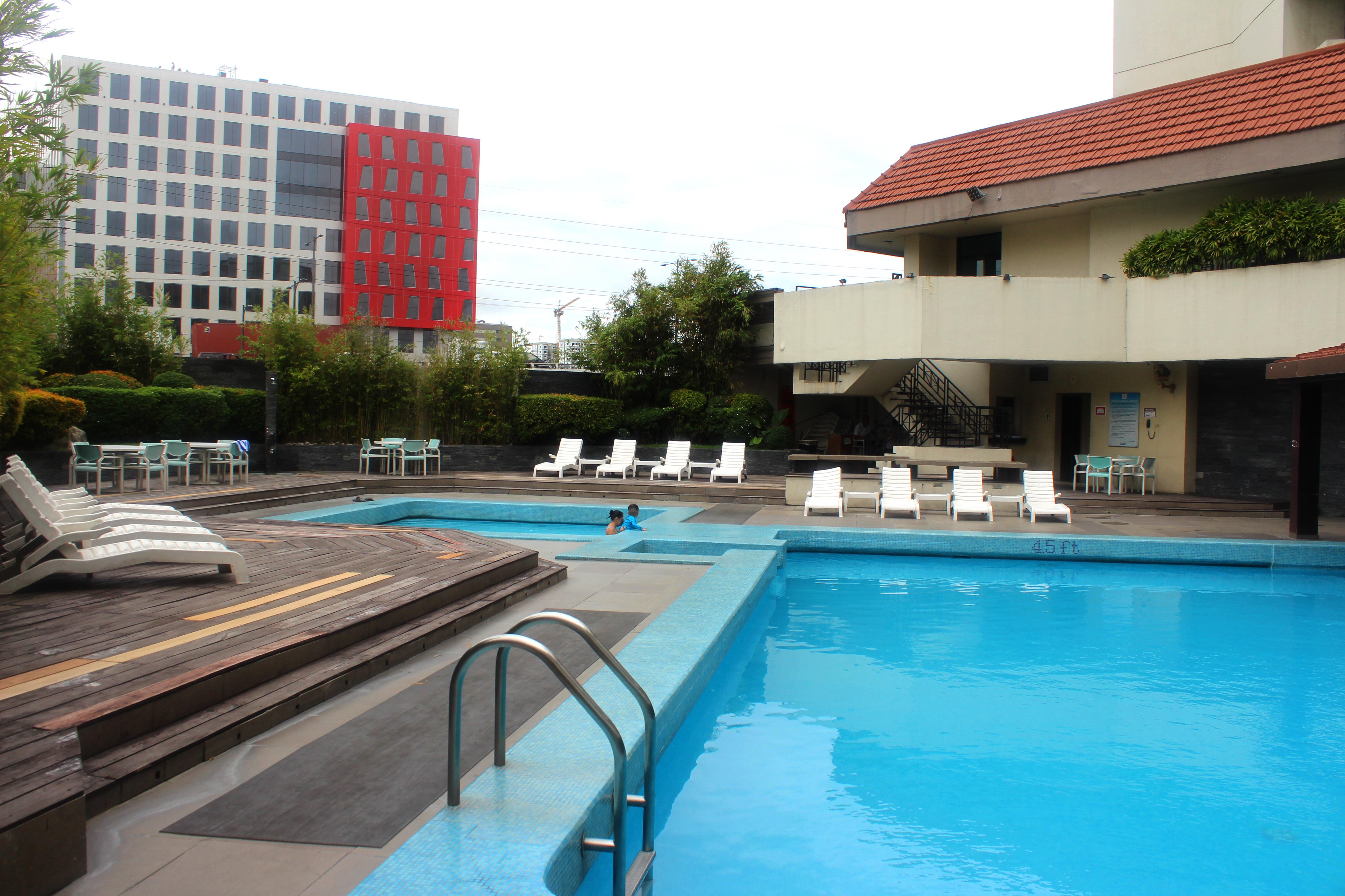The Heritage Hotel Manila Pasay Buitenkant foto