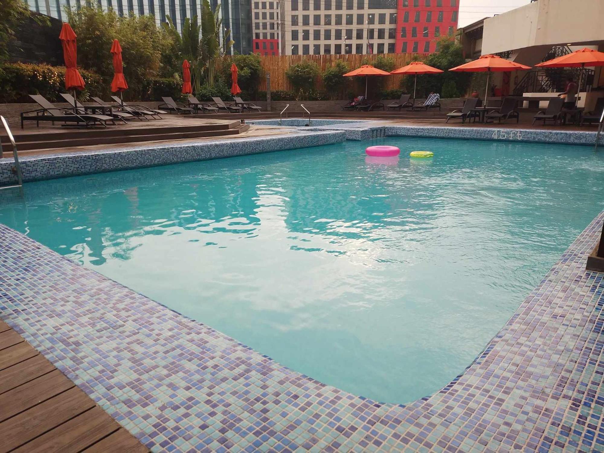 The Heritage Hotel Manila Pasay Buitenkant foto